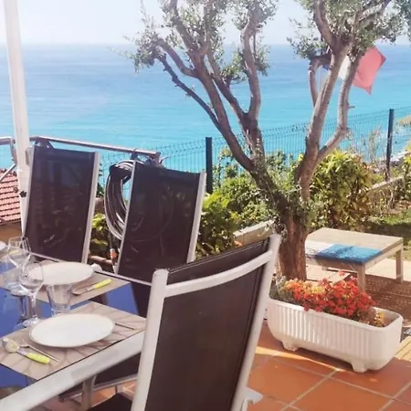 Vue Magnifique, Piscine Privee Chauffee Et Sauna A 10min De Monaco Apartment *